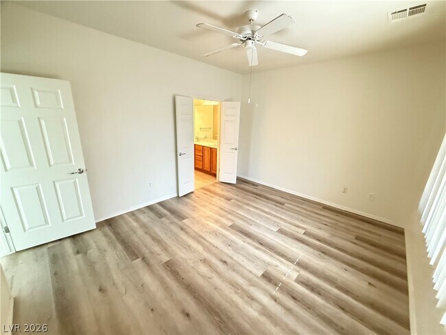 Building Photo - 2427 Andromeda Ave