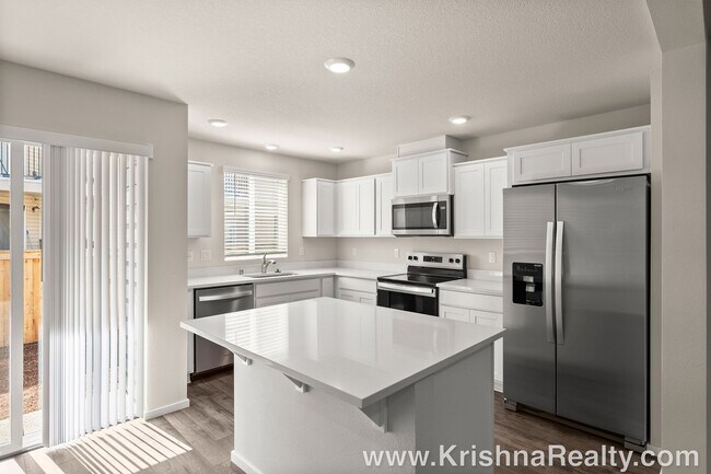 Building Photo - 11935 NE 104th St