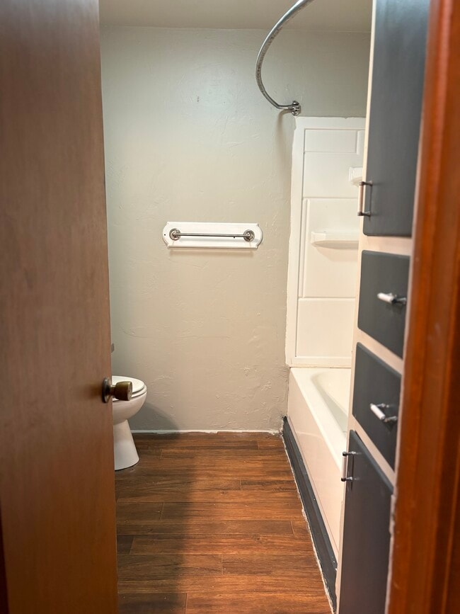 Building Photo - 1421 E Lockheed Ct