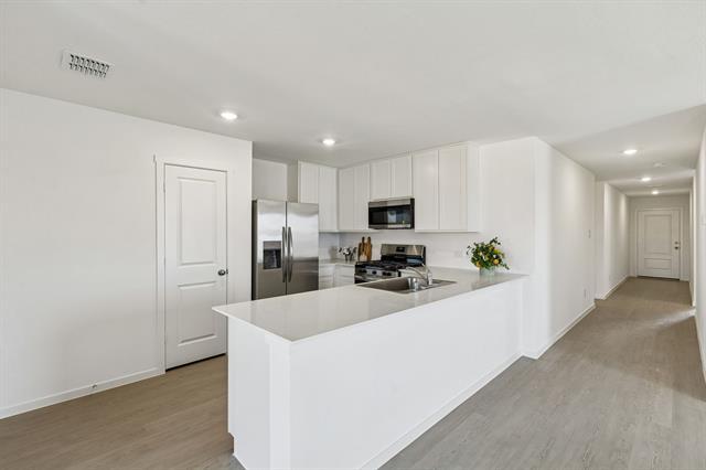 Building Photo - 1380 Blazin Bronco Trl