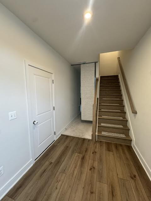 Building Photo - Upgraded 3BR End-Unit Townhome | 3.5 Baths | Garage | Lake Frederick, Pet Friendly