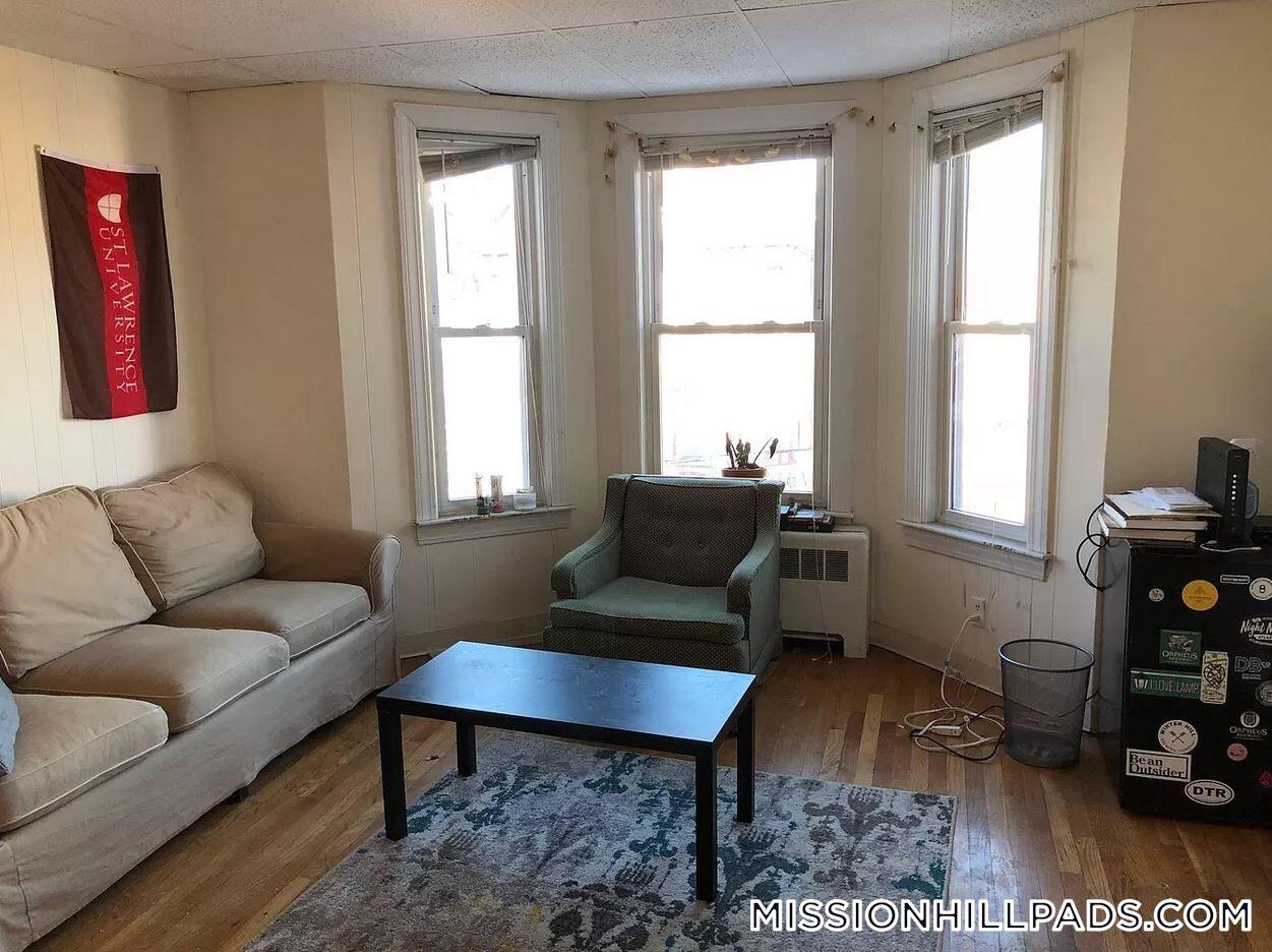 Building Photo - 91-93 Calumet St.