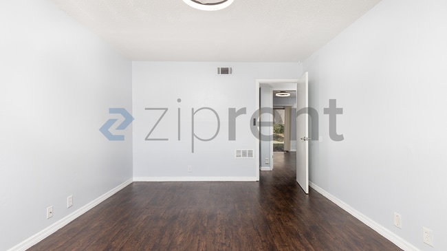 Building Photo - 429 Sheoah Blvd