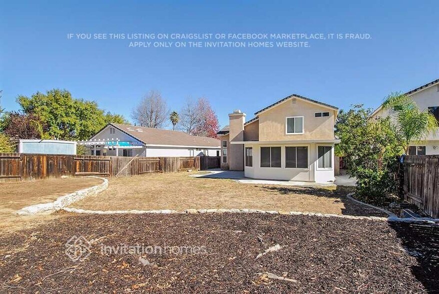 Building Photo - 31089 Tecumseh Ct