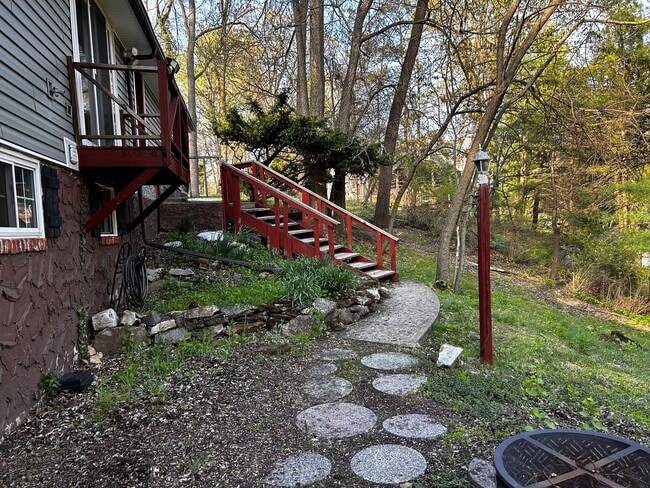 Building Photo - 1201 S 24th St