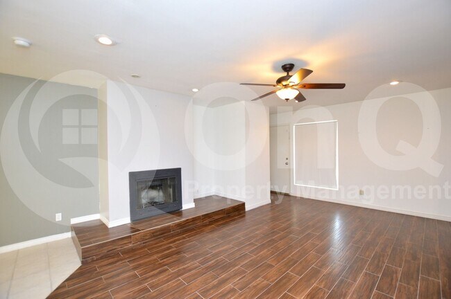Building Photo - 2331 W Carson Dr