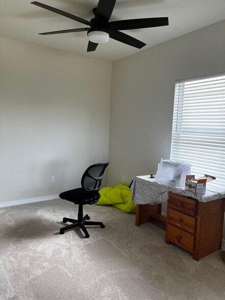 4th bedroom - 1418 Evergreen Ter