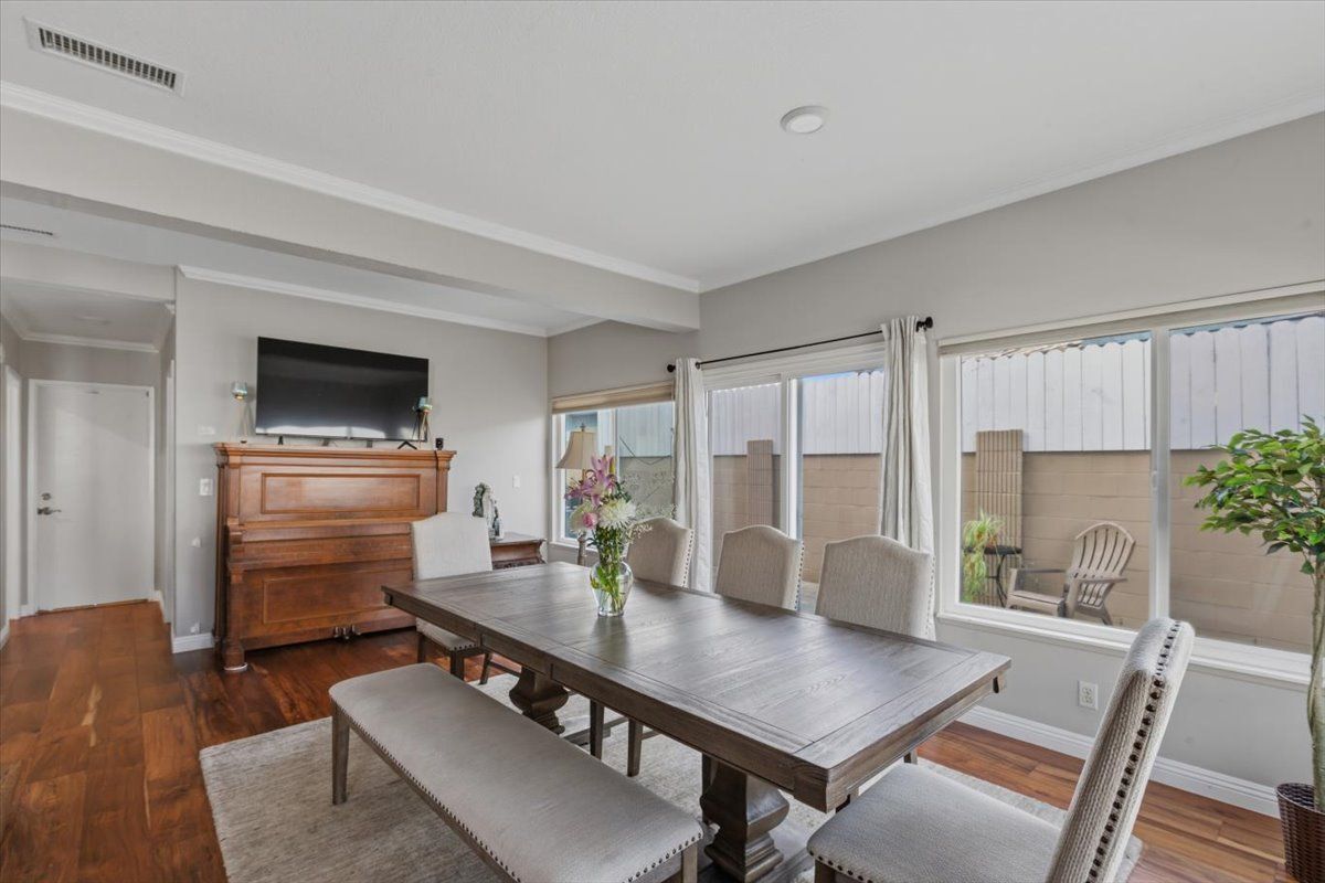 Building Photo - 3816 Mistral Dr
