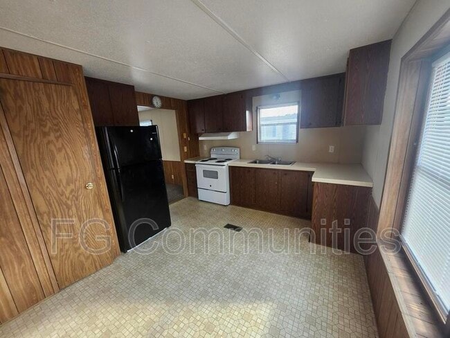 Building Photo - 2003 Keith Ln