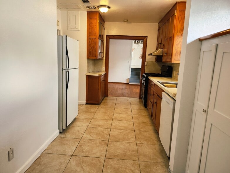 Building Photo - 2116 Weller Way