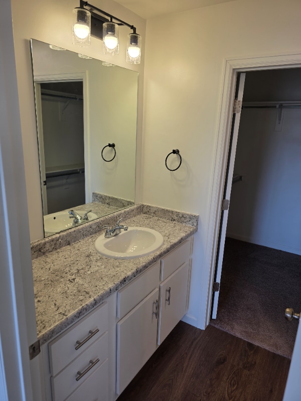 Building Photo - 37 N Veranda Ct