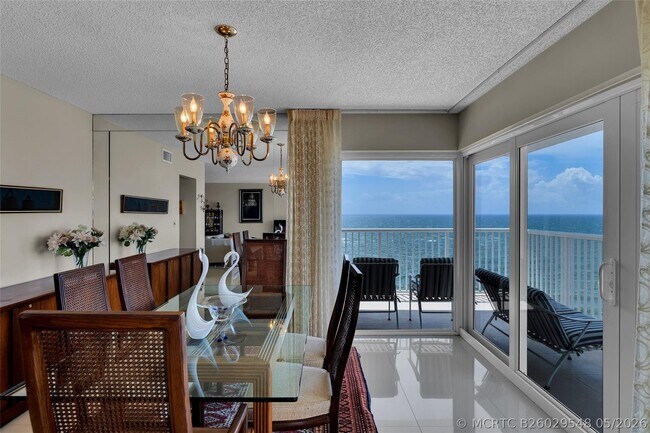 Building Photo - 1370 S Ocean Blvd