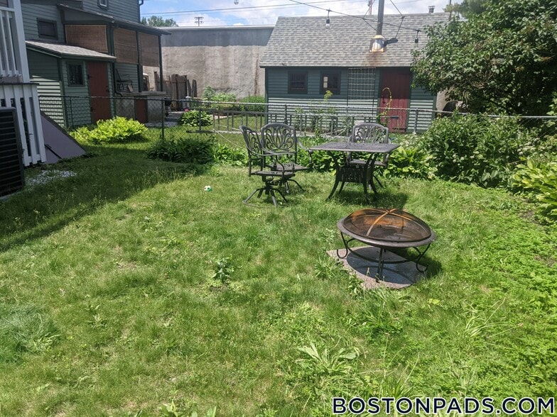 Building Photo - 20 Kenton Rd