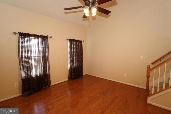 Building Photo - 3312 Hibiscus Ct