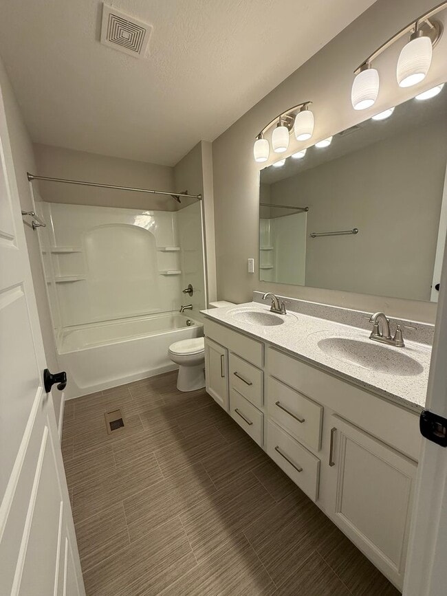 Building Photo - Silver Creek Meadows Subdivision