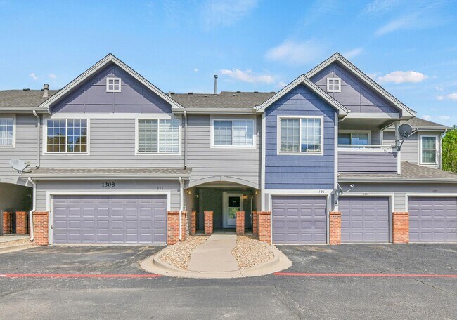 Primary Photo - 1308 S Danube Way