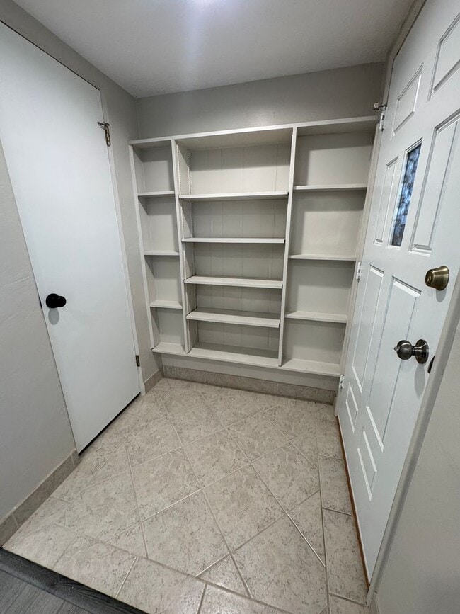 Building Photo - Beautiful home for rent in Salt Lake City!