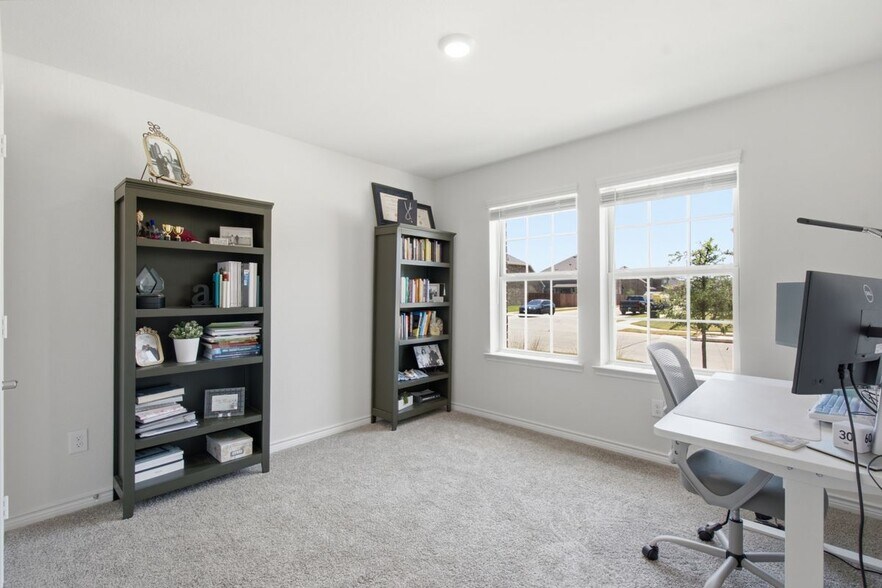 Building Photo - 9937 Tin Star St