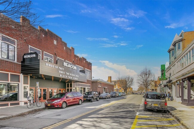 Building Photo - 32 Ackerman St