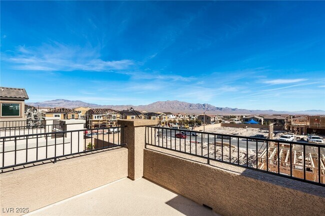 Building Photo - 8142 Skye Vineyard Dr