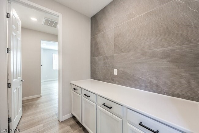 Building Photo - 12392 Aster Hills Ave