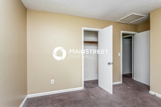 Building Photo - 3 Bedroom Pet-Friendly Home in Conyers, GA with Main Street Renewal