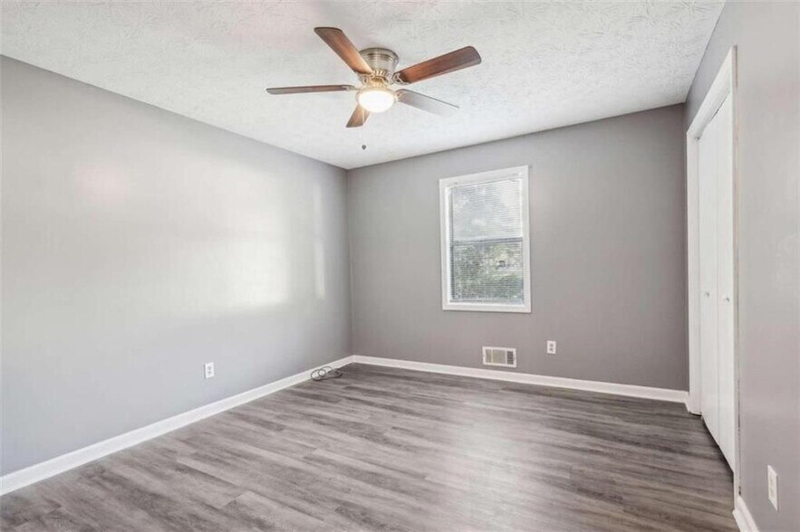 Building Photo - 1076 Westwood Pl SW