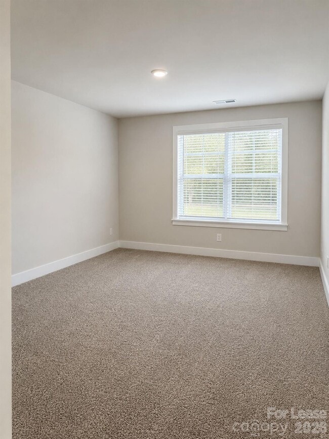 Building Photo - 4630 Dogwood Pl