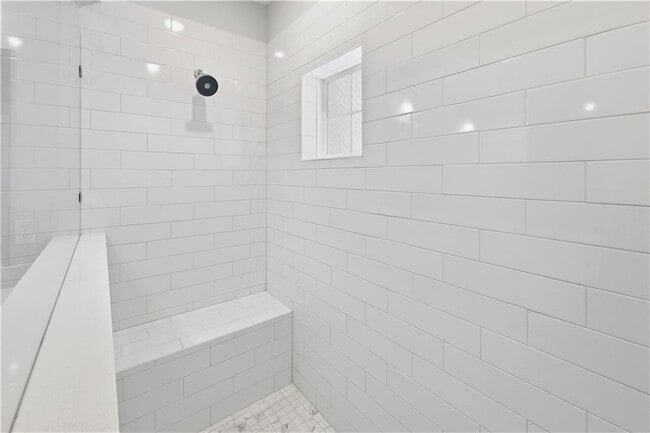 Building Photo - 2557 Oakbourne Ln