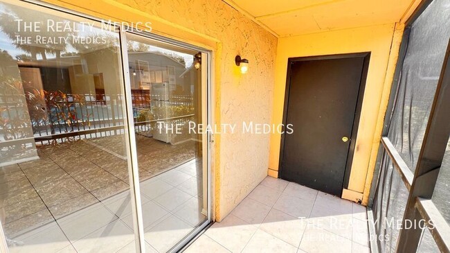 Building Photo - AVAILABLE NOW! Gorgeous 2/1 Condo located ...