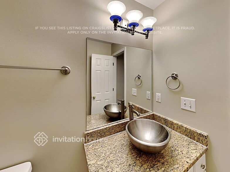 Building Photo - 214 Parkridge Dr