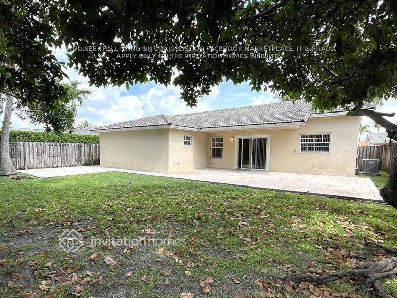 Building Photo - 15128 SW 173rd Terrace