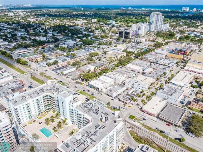 Building Photo - 140 S Dixie Hwy