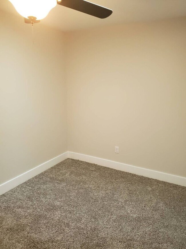 Building Photo - Waterfront Townhome near Tyndall AFB! *1/2 OFF Security Deposit for Active-Duty Military!*