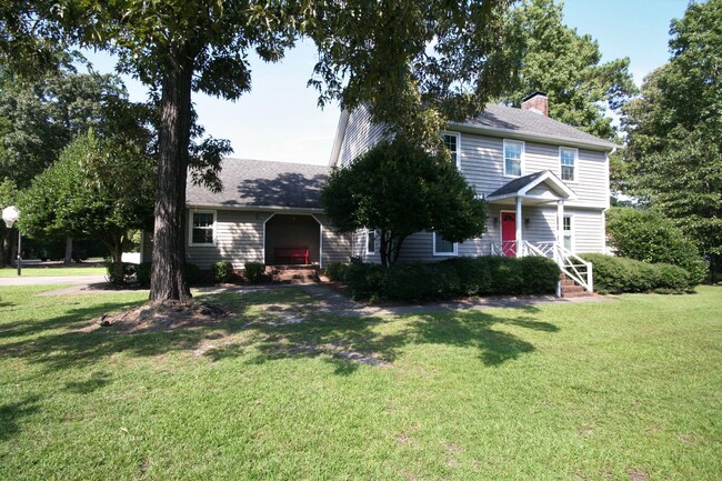 Building Photo - WONDERFUL 2-STORY HOME IN WALNUT CREEK *SP...