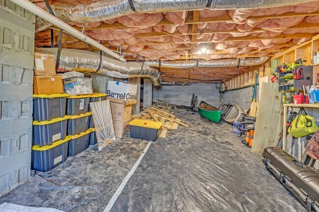 Building Photo - 2301 18th Avenue N