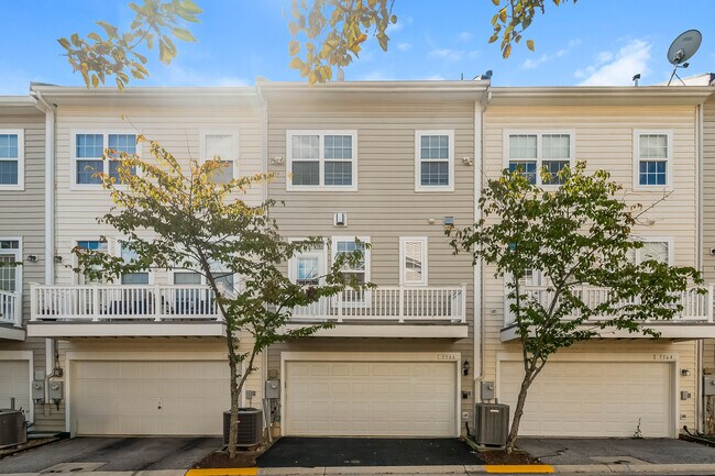 Building Photo - 5566 Lanier Ave