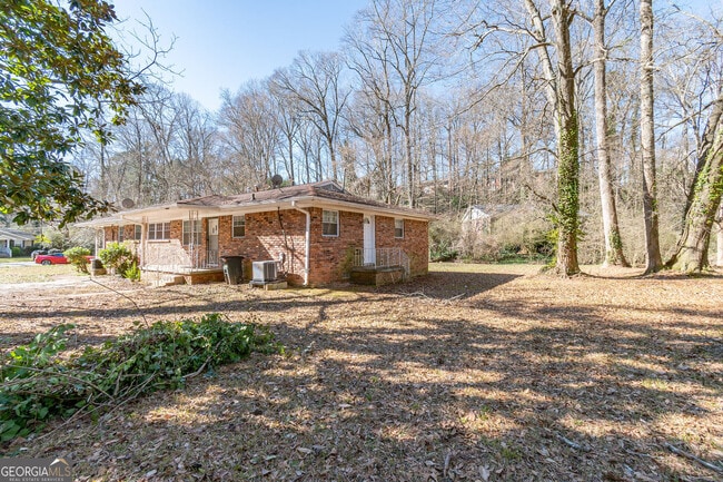 Building Photo - 207 Buchanan Terrace