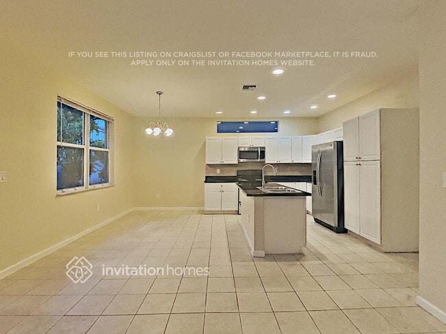 Building Photo - 5352 SW 155th Ave