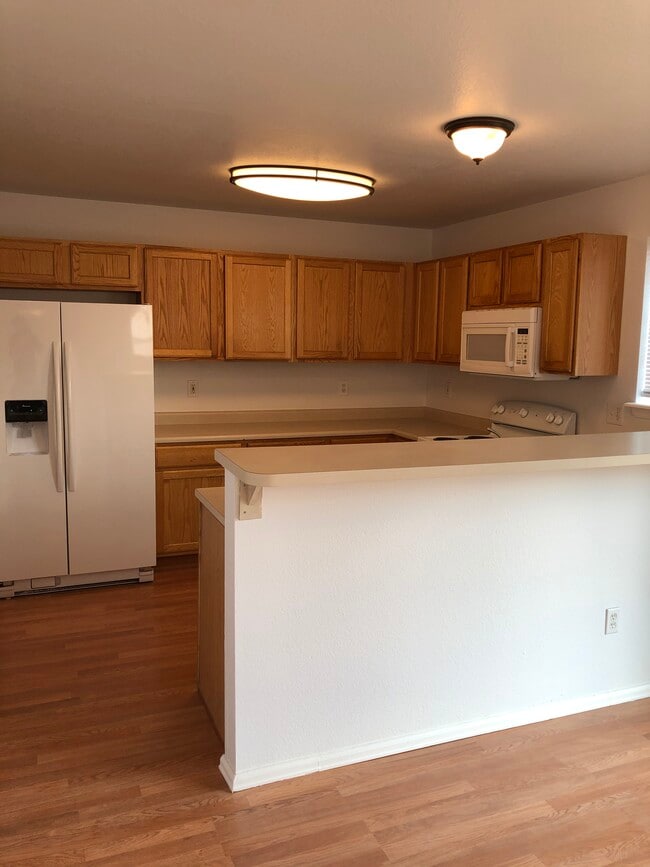 Building Photo - 955 Winebrook Way