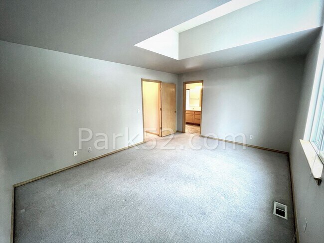 Building Photo - 6614 29th St Ct NW