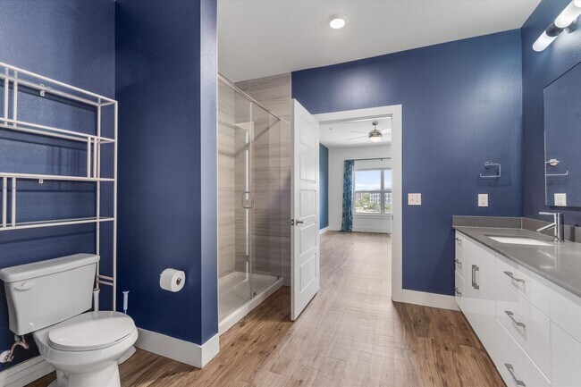 Building Photo - Luxury Burnet Road Condominium For Rent