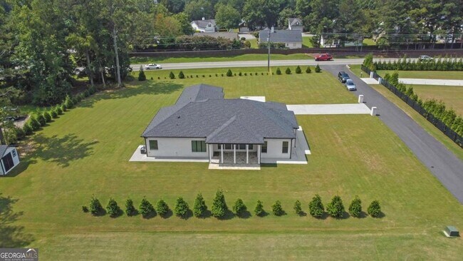 Building Photo - 2964 Old Peachtree Rd NE