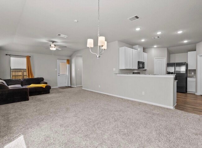 Building Photo - 5339 CJ Walker Ln