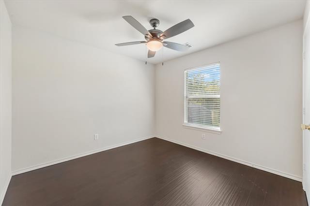 Building Photo - 4600 Leeds Dr