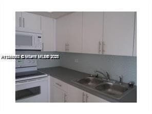Building Photo - 3600 N 56th Ave