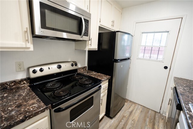 Building Photo - 12157 Wintergreen Dr