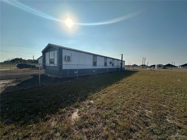 Building Photo - 1307 Rising Sun St