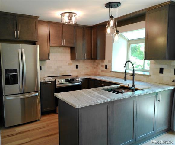 Building Photo - 6815 Ravencrest Dr