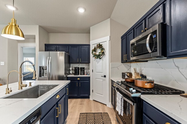 Building Photo - 21627 Calico Bush Trail